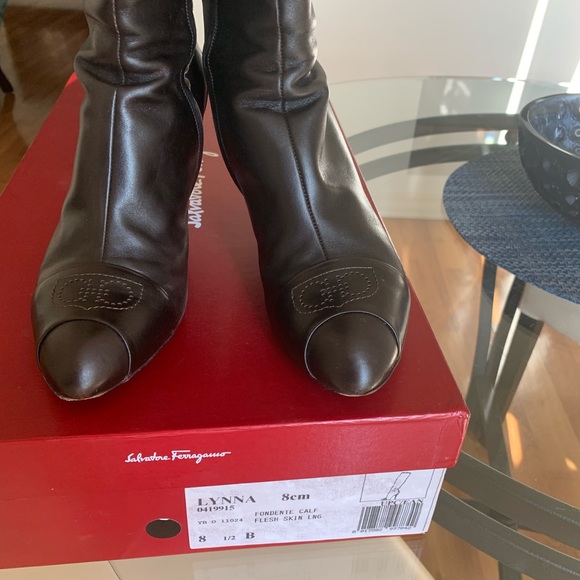 Classic Elegant Salvatore Ferragamo Leather Boots - Picture 3 of 6
